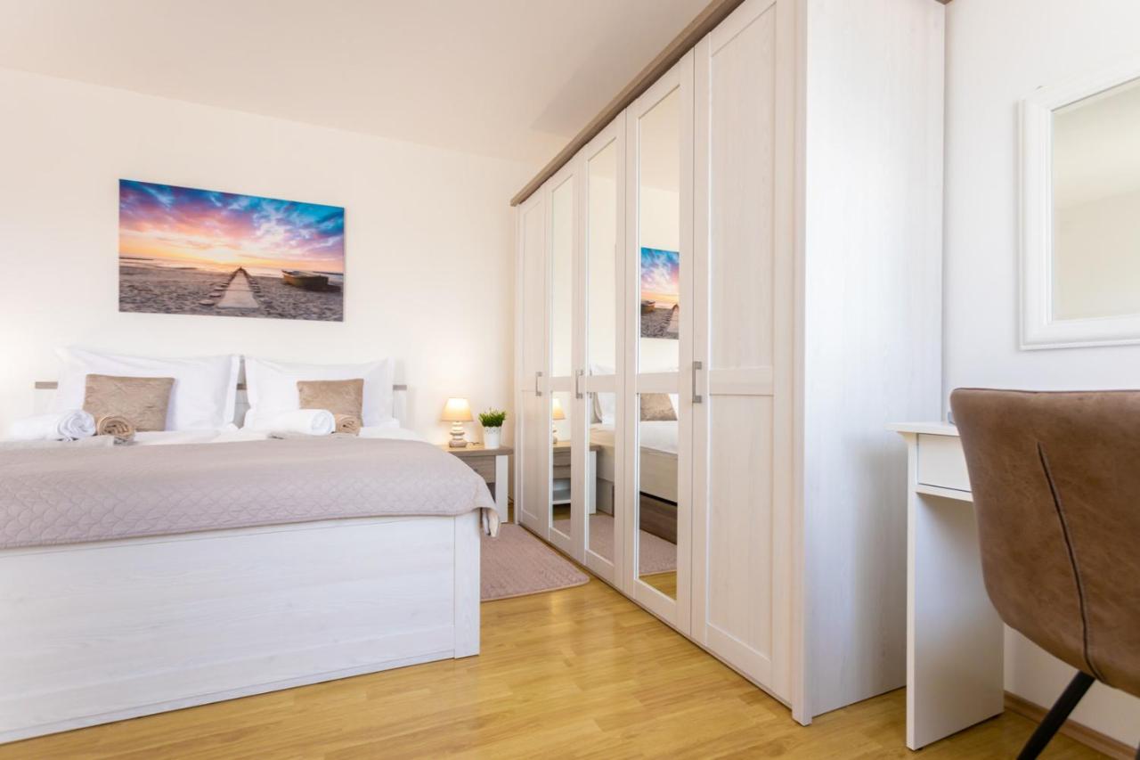 Apartment Demo Malinska Εξωτερικό φωτογραφία