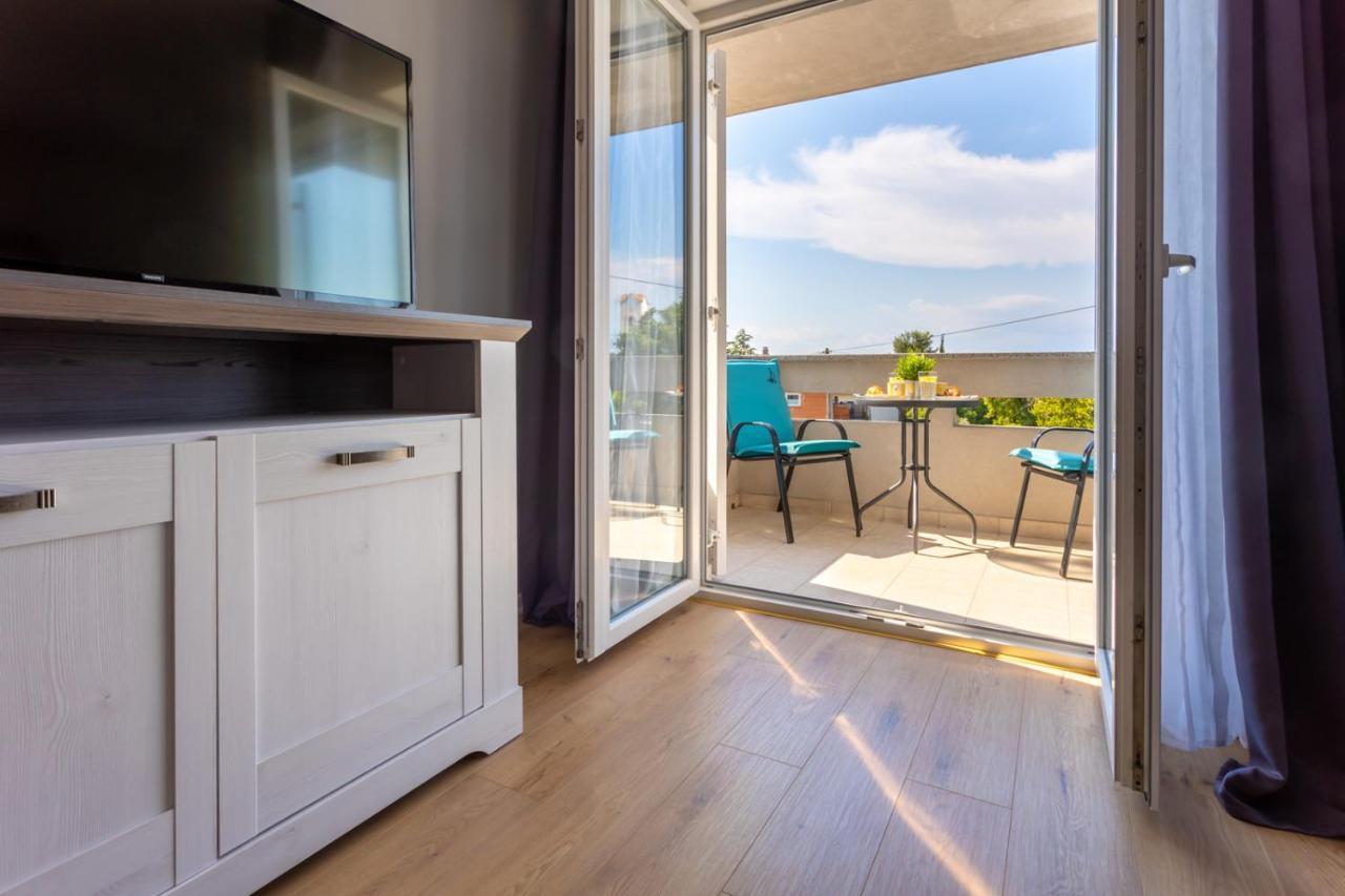 Apartment Demo Malinska Εξωτερικό φωτογραφία