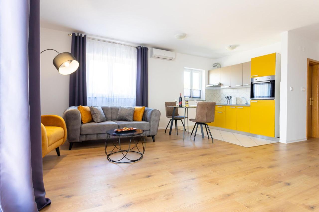 Apartment Demo Malinska Εξωτερικό φωτογραφία