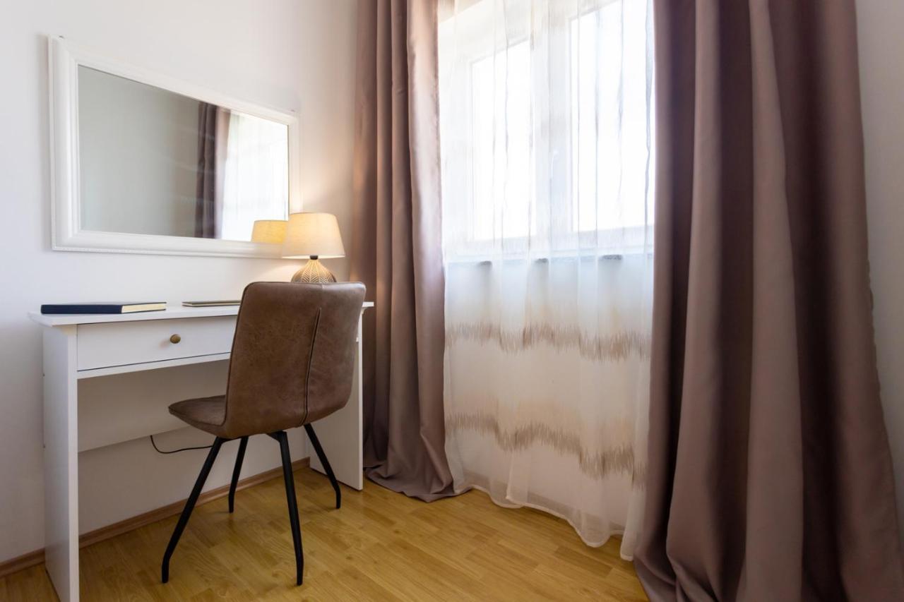Apartment Demo Malinska Εξωτερικό φωτογραφία