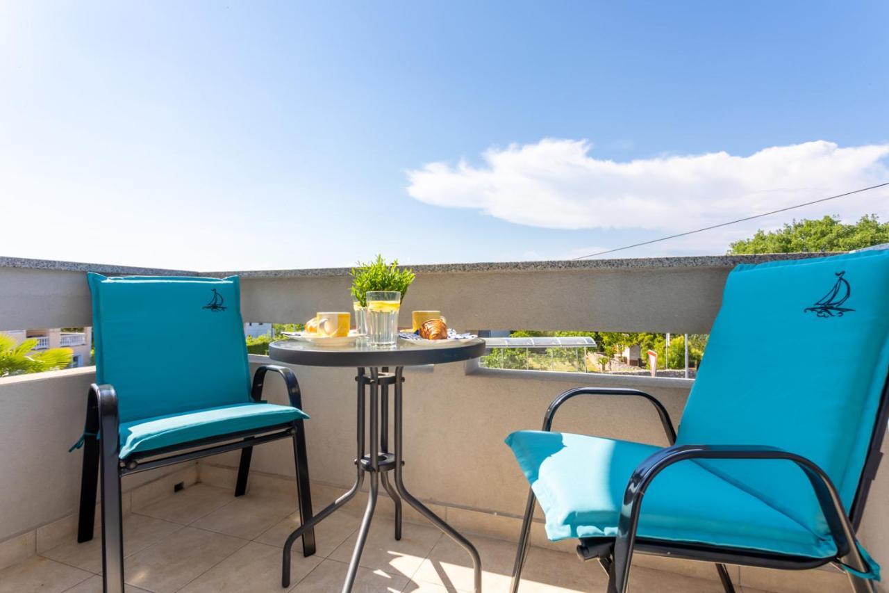 Apartment Demo Malinska Εξωτερικό φωτογραφία